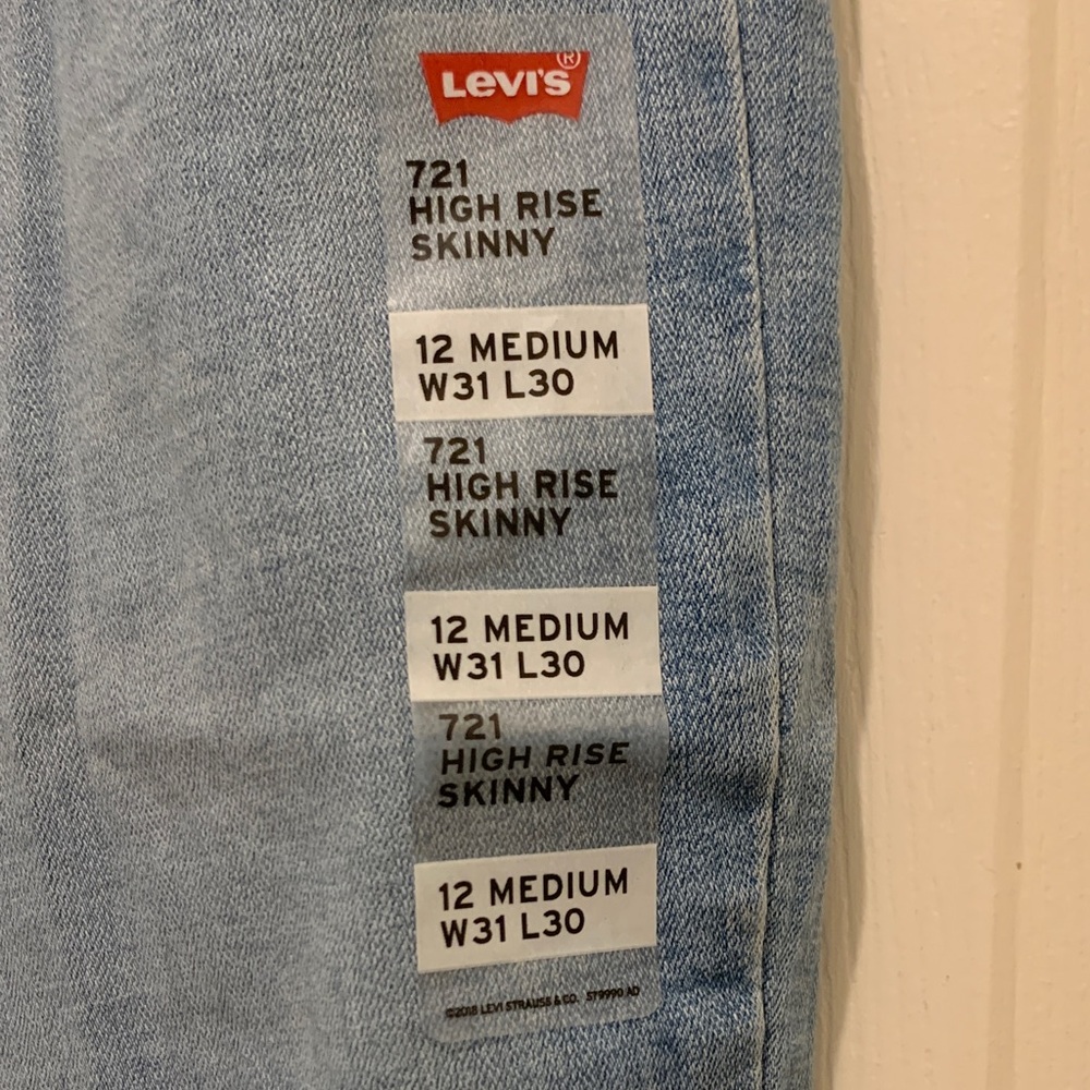 Levi's Sky Blue High Rise Ripped Jeans - Picture 2 of 8